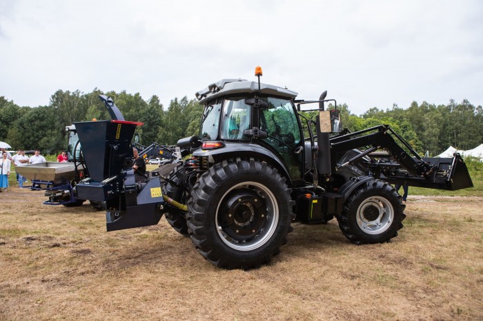 Измельчитель веток коммунальный СКАУТ BX62R с гидрозахватом