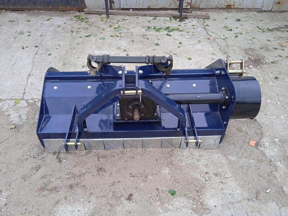 Мульчер (измельчитель) навесной СКАУТ SCQ-125 с катком