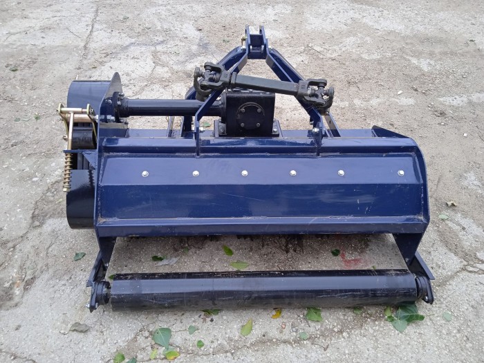 Мульчер (измельчитель) навесной СКАУТ SCQ-125 с катком