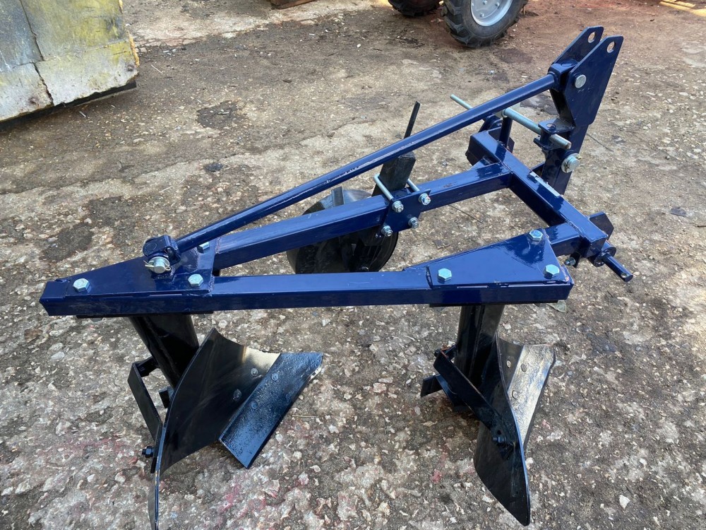 Плуг двухкорпусный навесной СКАУТ PL-230 OGRODNIK