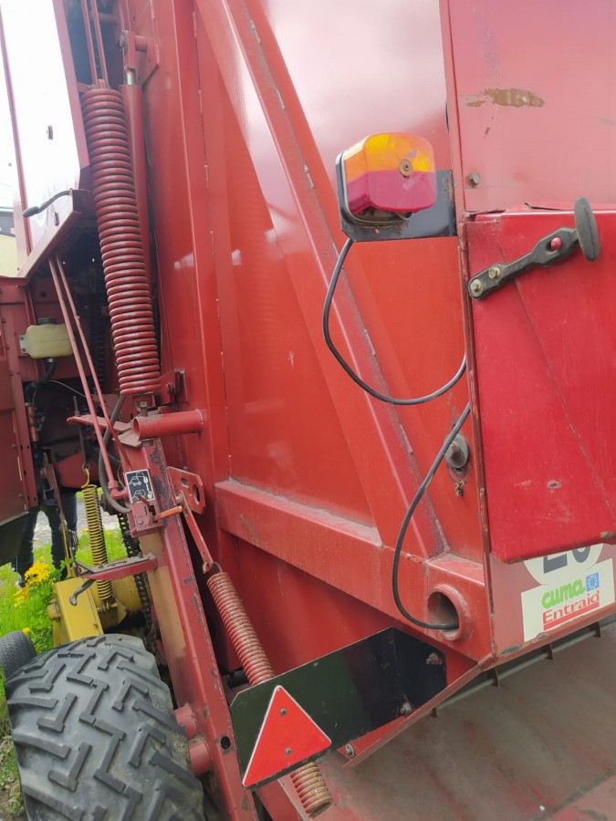 Пресс-подборщик New Holland 650 б/у