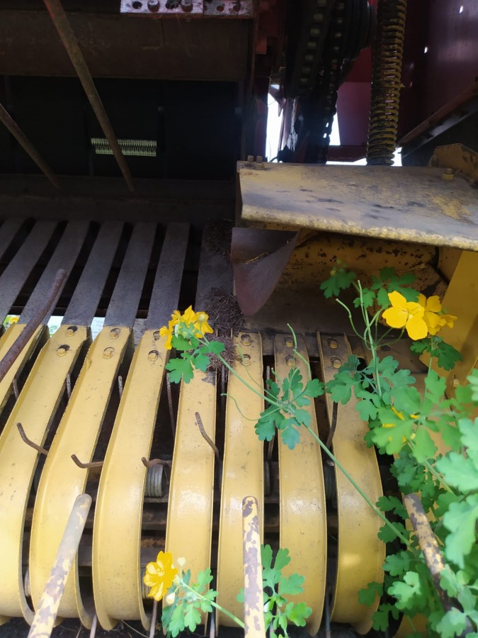 Пресс-подборщик New Holland 650 б/у