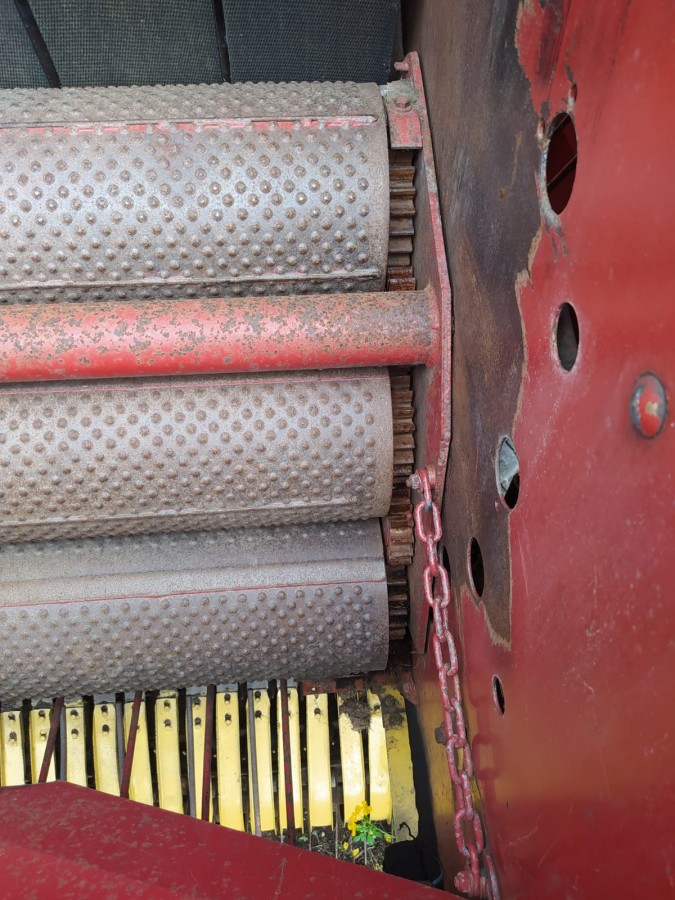 Пресс-подборщик New Holland 650 б/у