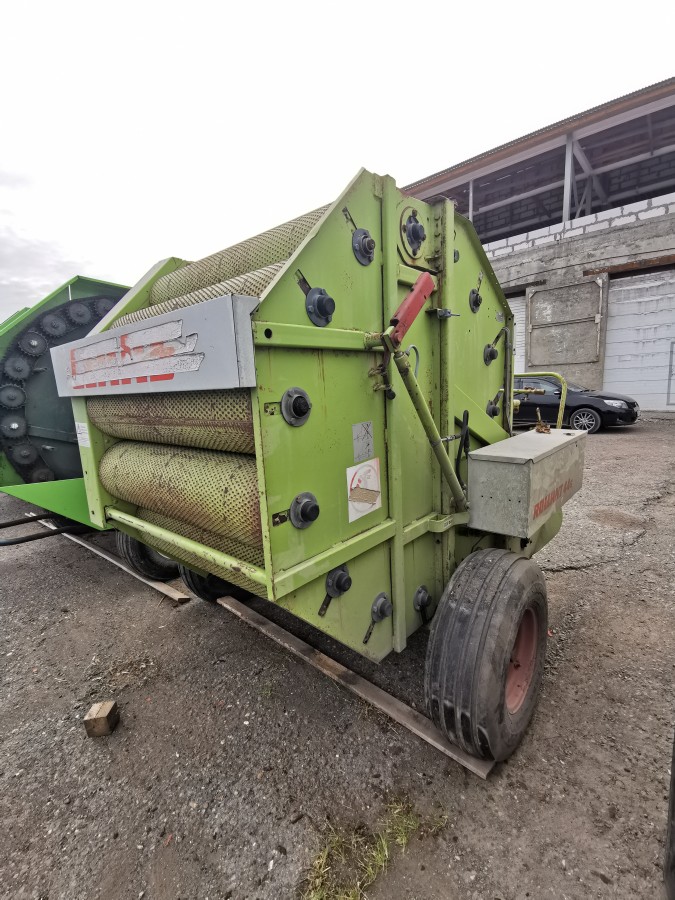 Пресс-подборщик Claas Rollant 44s б/у