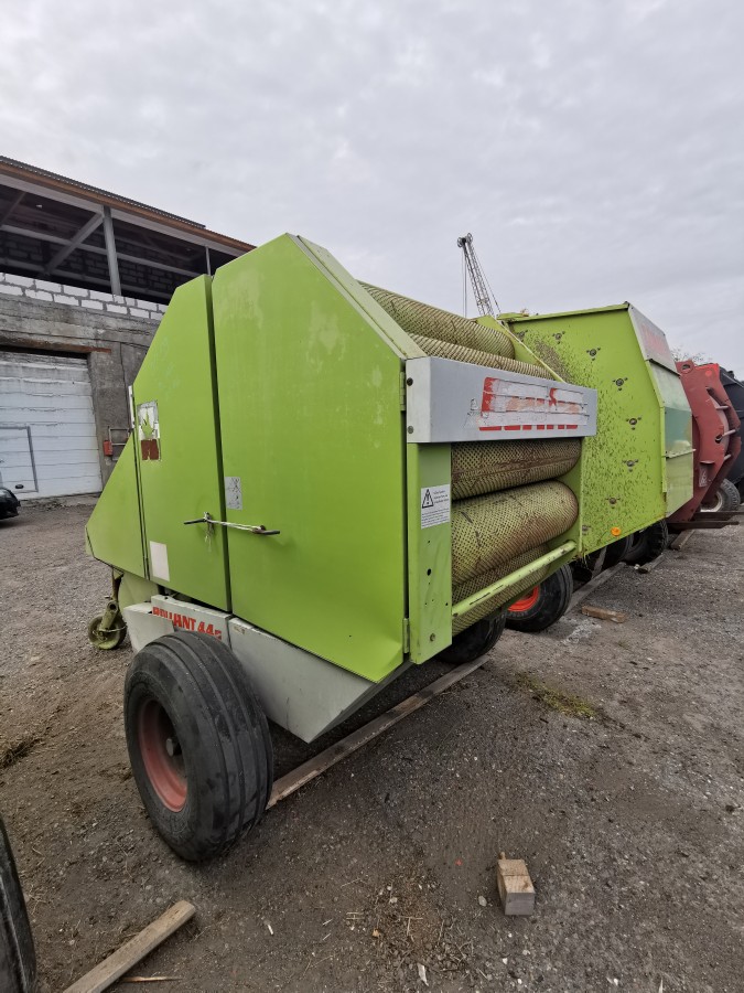 Пресс-подборщик Claas Rollant 44s б/у
