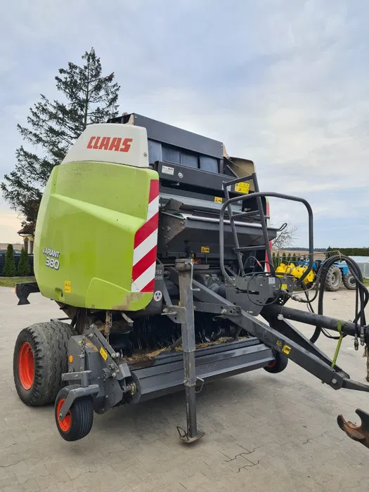 Пресс-подборщик Claas Variant 380 RC б/у