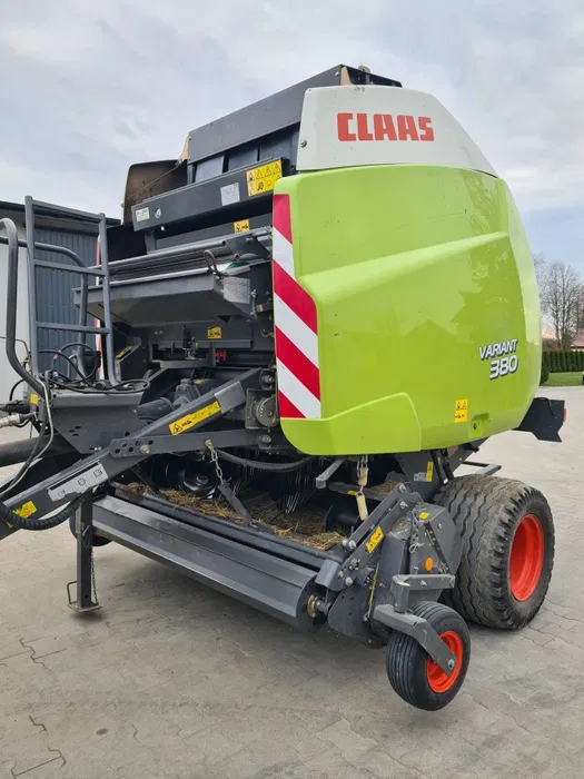Пресс-подборщик Claas Variant 380 RC б/у