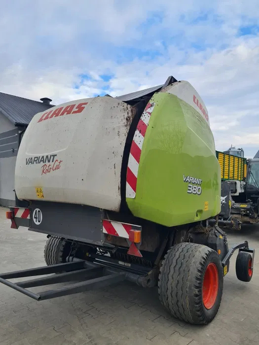 Пресс-подборщик Claas Variant 380 RC б/у