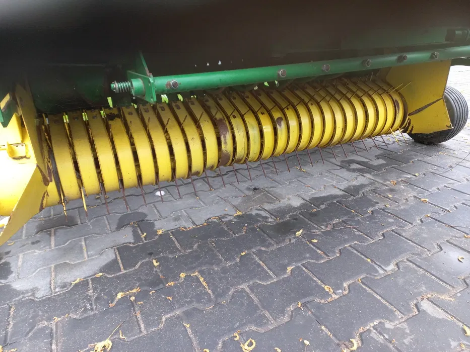 Пресс-подборщик John Deere 582 HiFlow б/у