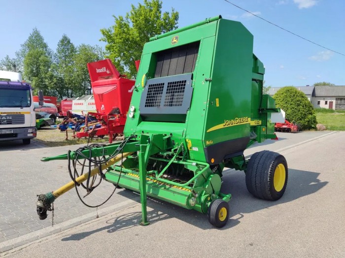 Пресс-подборщик John Deere 592 MaxiCut б/у