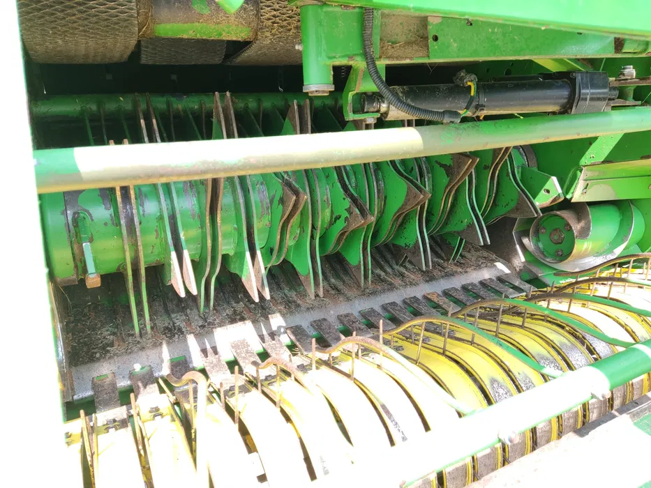 Пресс-подборщик John Deere 592 MaxiCut б/у