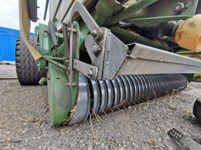 Пресс-подборщик Krone Round Pack 1550 б/у