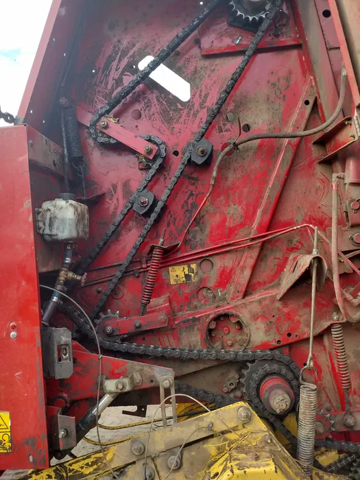 Пресс-подборщик New Holland 648 б/у