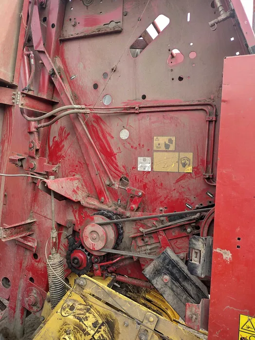 Пресс-подборщик New Holland 648 б/у