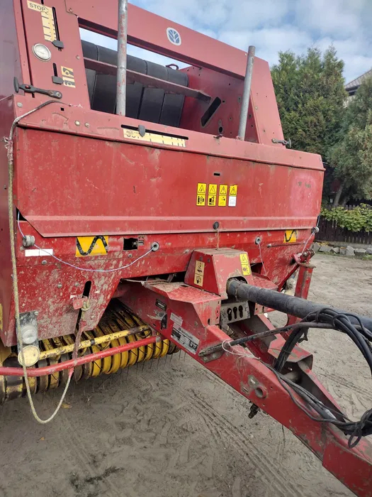 Пресс-подборщик New Holland 648 б/у