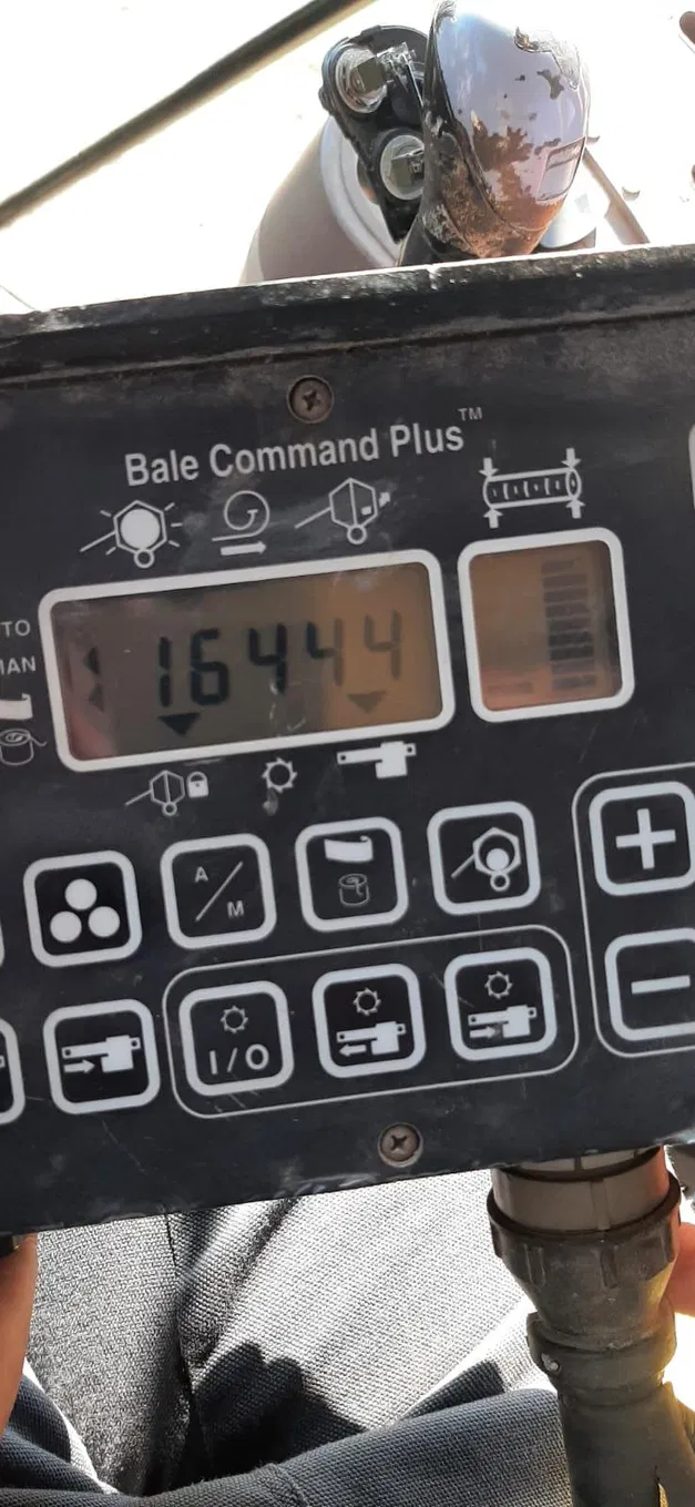 Пресс-подборщик New Holland 648 CropCutter б/у