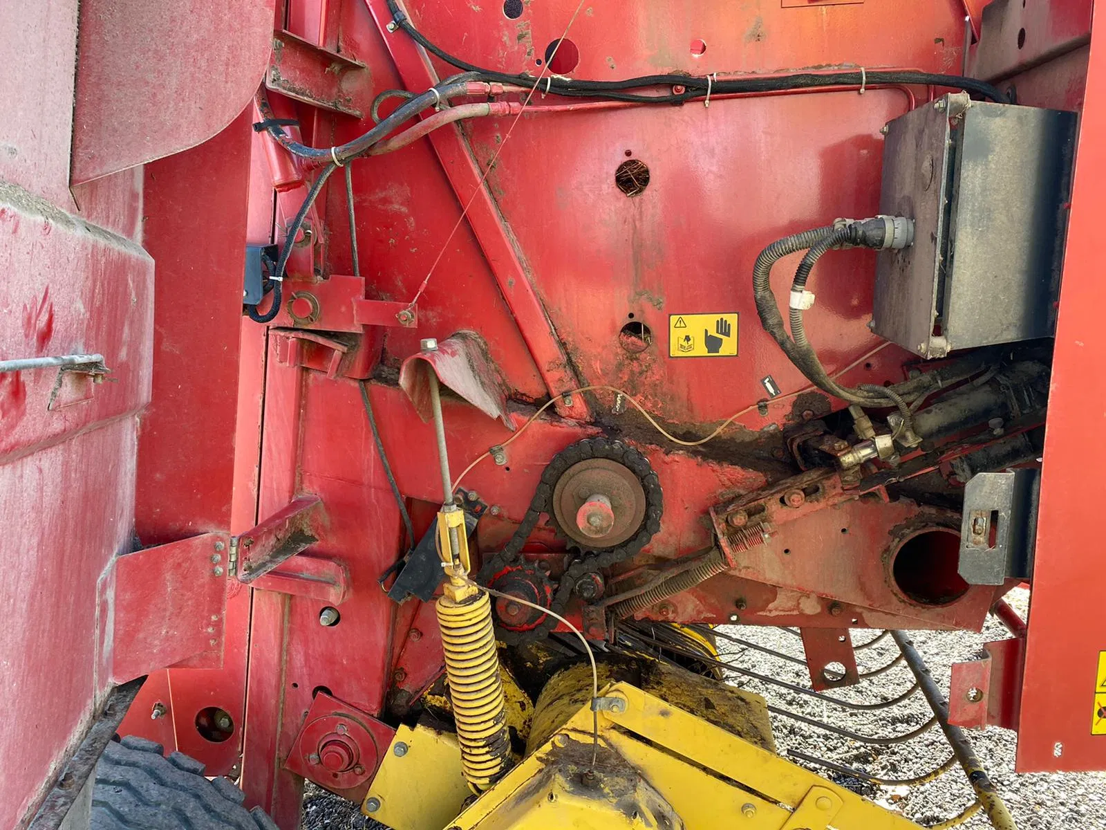 Пресс-подборщик New Holland 648 CropCutter б/у