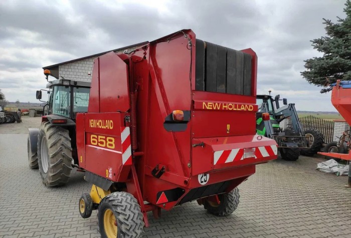 Пресс-подборщик New Holland 658 CropCutter б/у