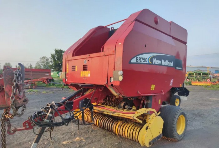 Пресс-подборщик New Holland BR750 CropCutter б/у