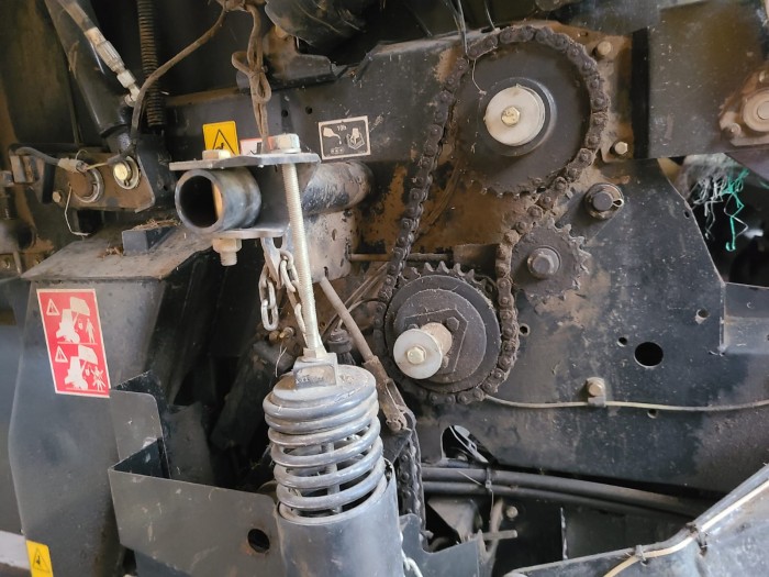 Пресс-подборщик New Holland BR7070 CropCutter б/у