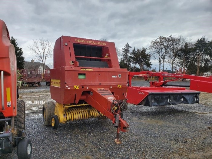 Пресс-подборщик New Holland 650 б/у