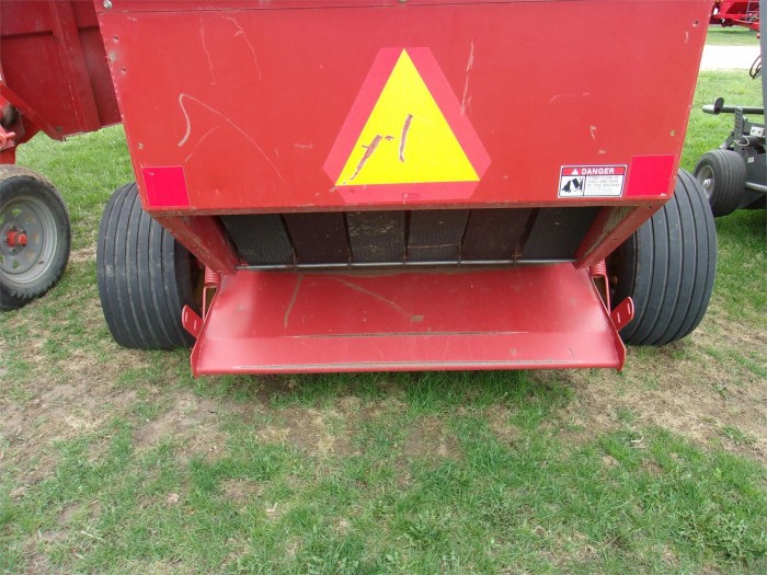 Пресс-подборщик New Holland 650 б/у