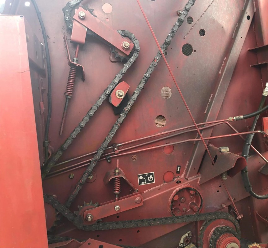 Пресс-подборщик New Holland 644 б/у