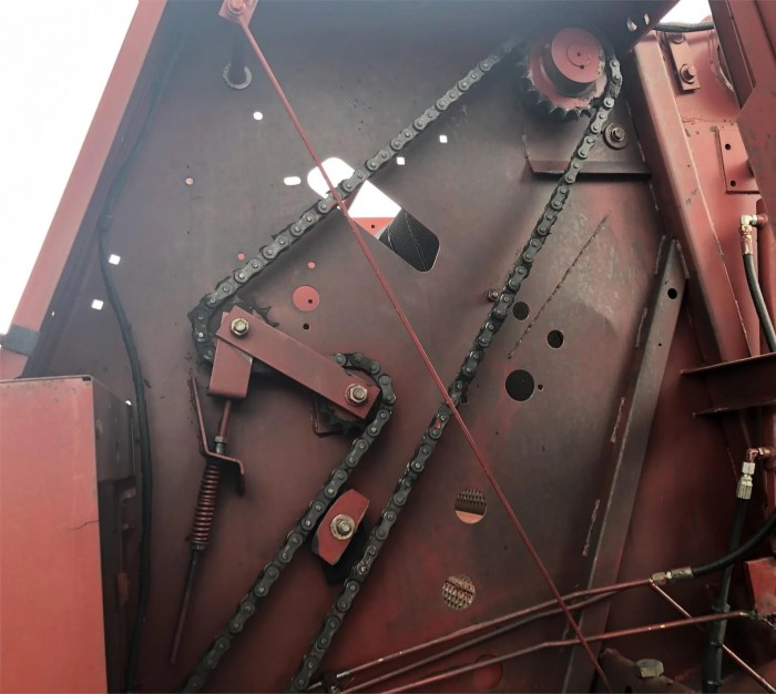 Пресс-подборщик New Holland 644 б/у