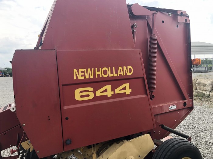 Пресс-подборщик New Holland 644 б/у