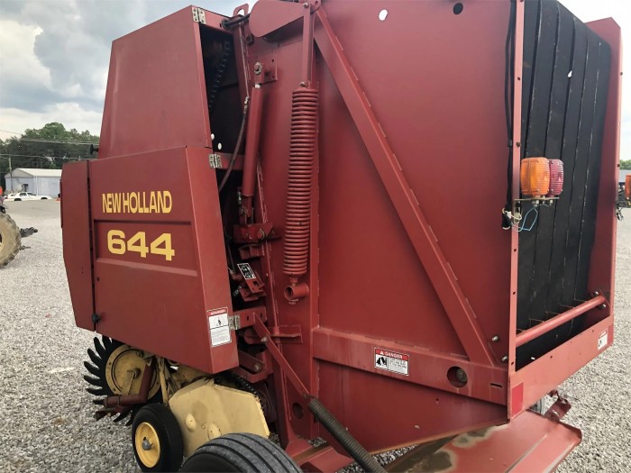 Пресс-подборщик New Holland 644 б/у