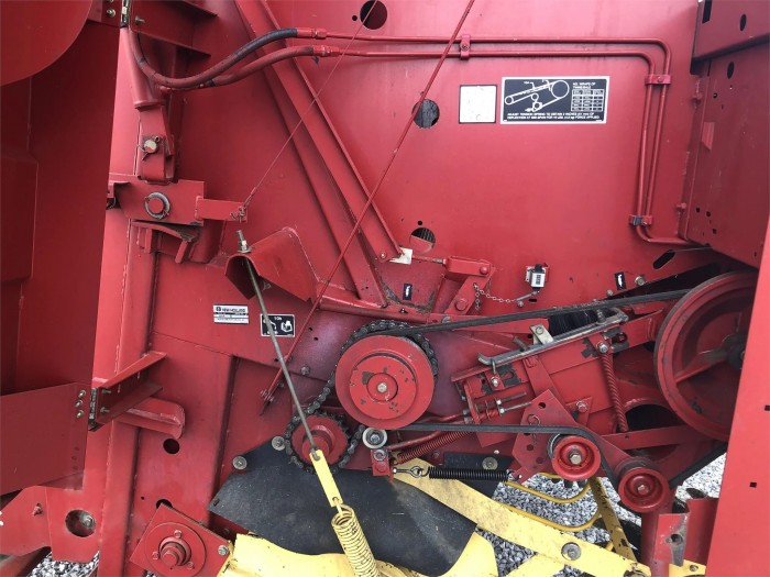 Пресс-подборщик New Holland 644 б/у