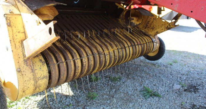 Пресс-подборщик New Holland 640 б/у