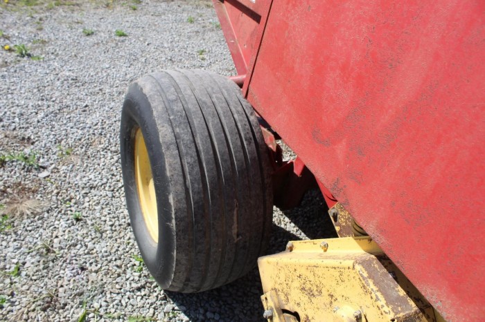 Пресс-подборщик New Holland 640 б/у