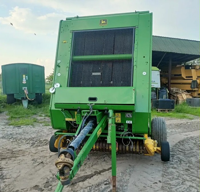 Пресс-подборщик John Deere 590 б/у
