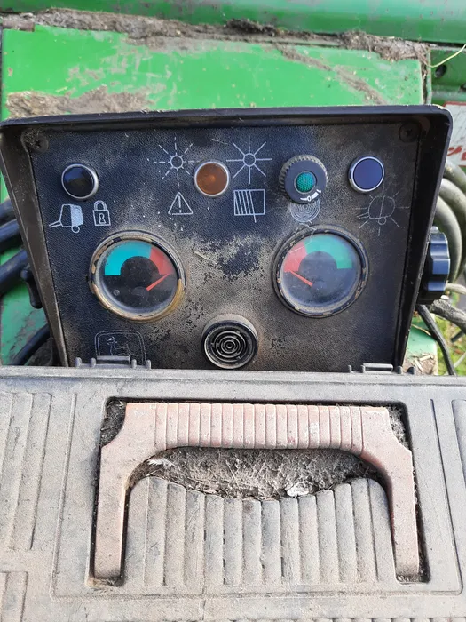 Пресс-подборщик John Deere 550 б/у