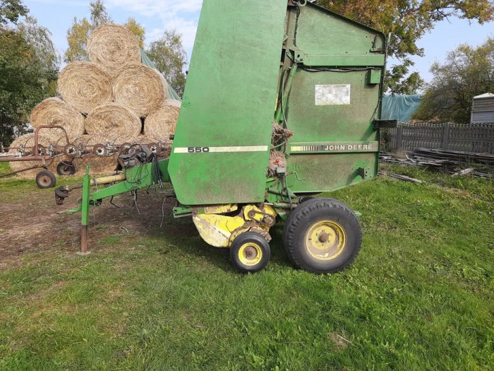 Пресс-подборщик John Deere 550 б/у