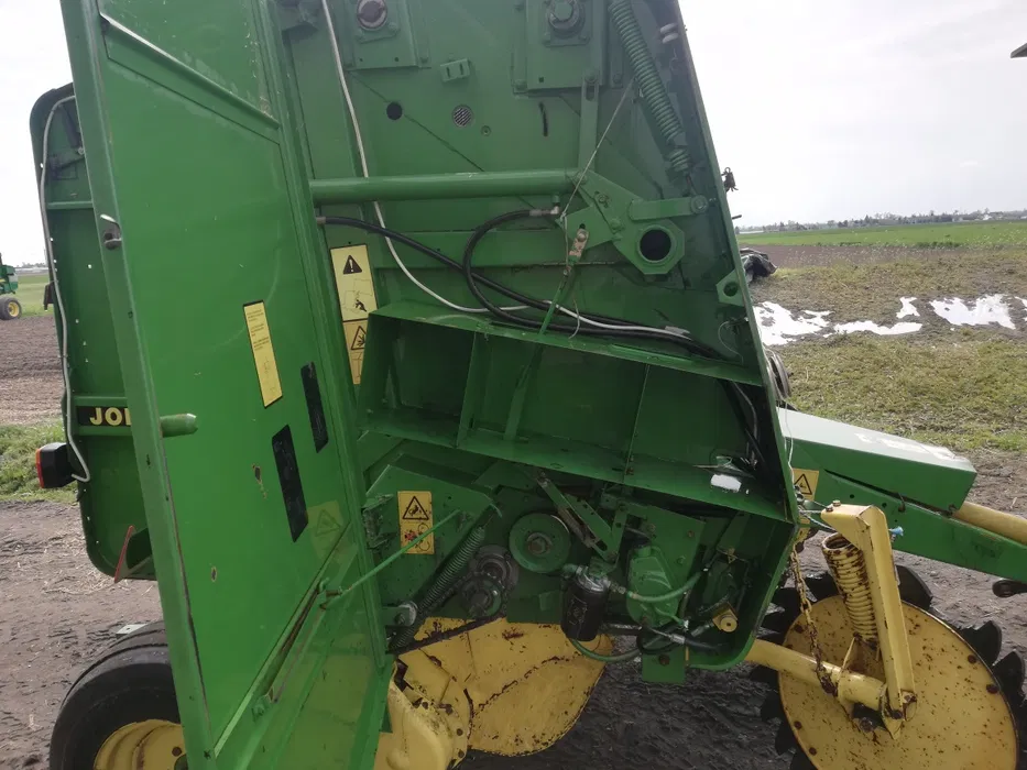 Пресс-подборщик John Deere 545 б/у