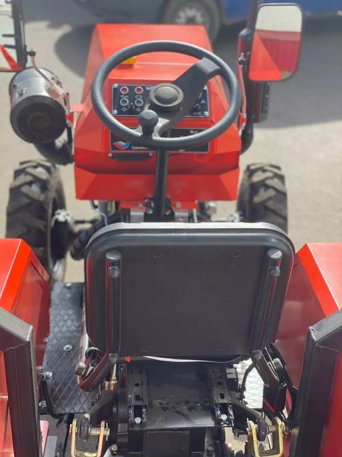 Минитрактор Уралец-224 (4Х4)