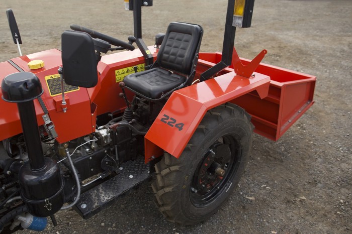 Минитрактор Уралец-224 (4Х4)