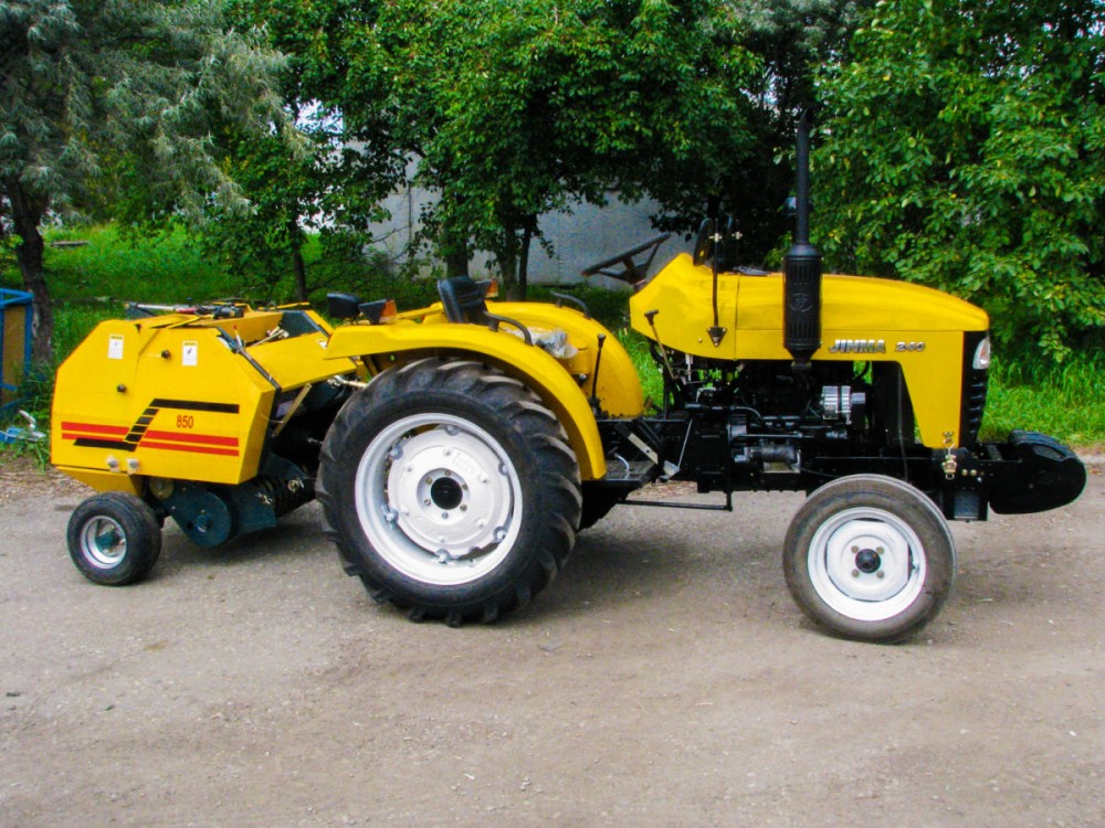 Мини пресс-подборщик Уралец-0850