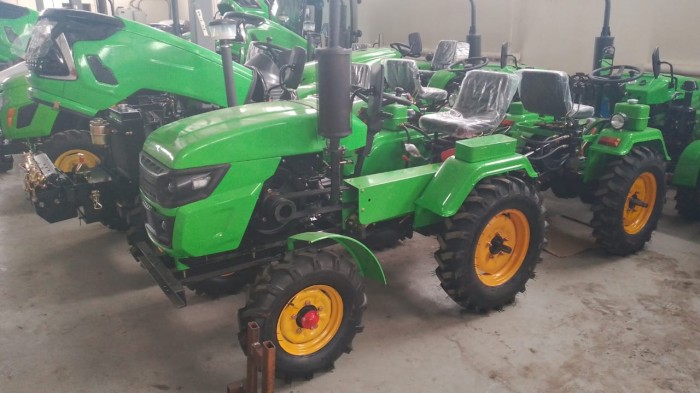 Минитрактор Рустрак Р-5 (18) + плуг и почвофреза в подарок