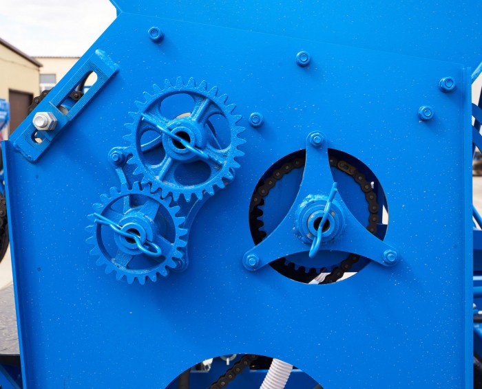 Сеялка-культиватор зернотуковая ДиборЭкспорт СКП-2.1Б.У для полосного посева