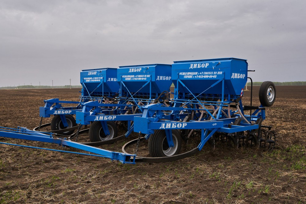 Сеялка-культиватор зернотуковая ДиборЭкспорт СКП-2.1В.У для полосного посева