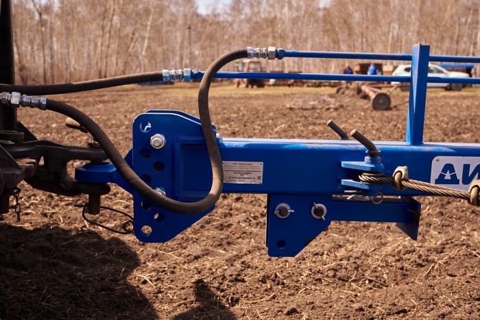 Сцепка бороновальная широкозахватная гидрофицированная ДиборЭкспорт СШГ-16 с боронами БЗТ