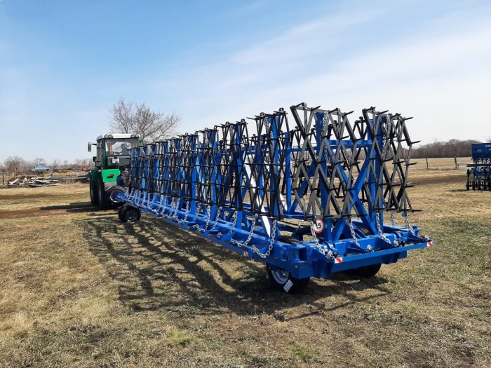 Сцепка бороновальная широкозахватная гидрофицированная ДиборЭкспорт СШГ-22 с боронами БЗТ