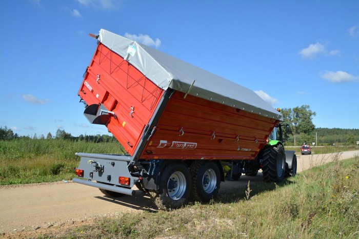 Прицеп тандем Metal-Fach Т-730/3 с надставными бортами