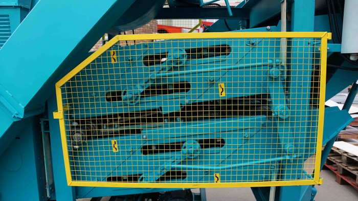 Очиститель вороха самопередвижной Агротехмаш ОВС-25