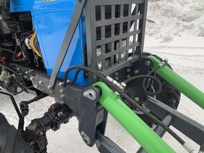 Отвал-толкатель лесной АЗАС ОТЛ-82