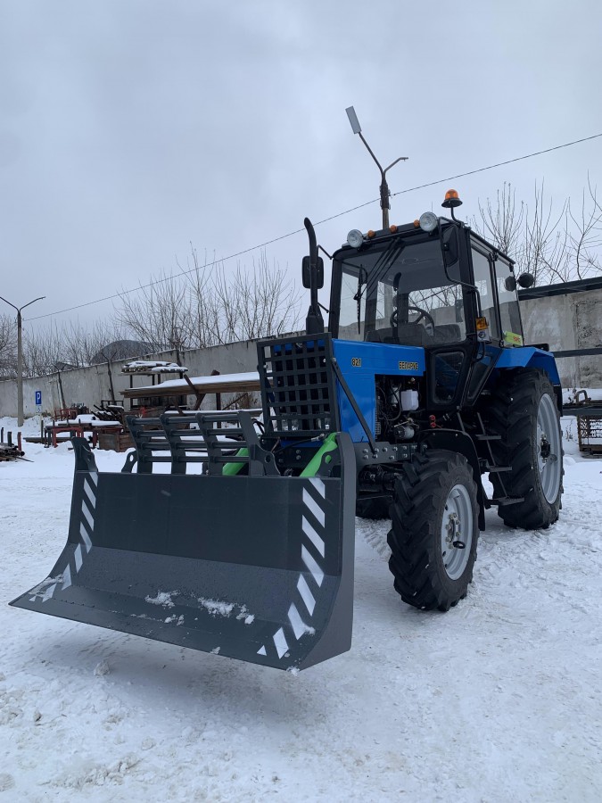 Отвал-толкатель лесной АЗАС ОТЛ-82