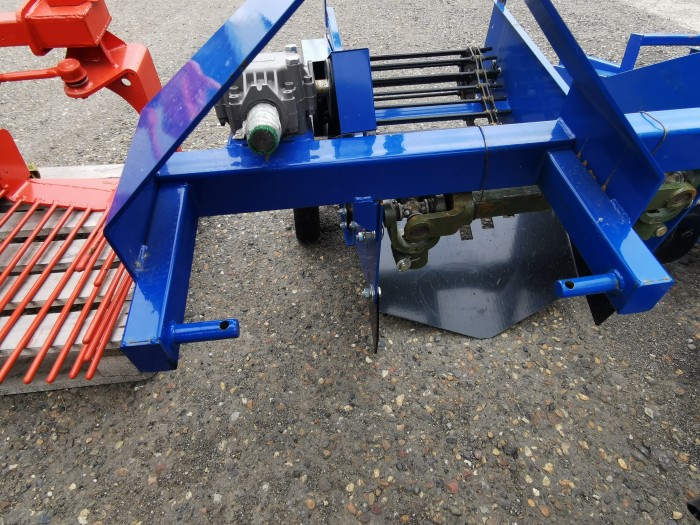 Картофелекопатель Уралец КК-1-540 короткий